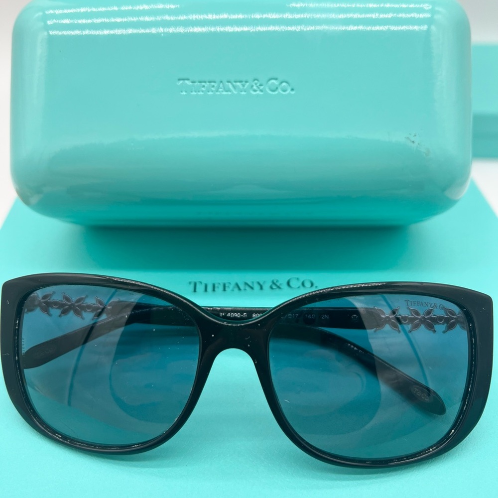 🔴🆑Authentic Tiffany & Co. Black Sunglasses🆑🔴 - Picture 8 of 9